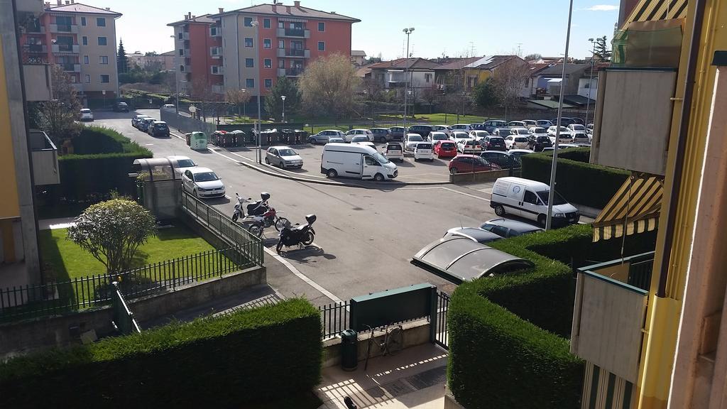 Апартаменты Bilocale Via Imola 4 Верона Экстерьер фото