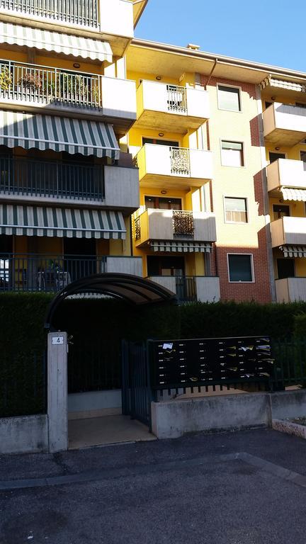 Апартаменты Bilocale Via Imola 4 Верона Экстерьер фото