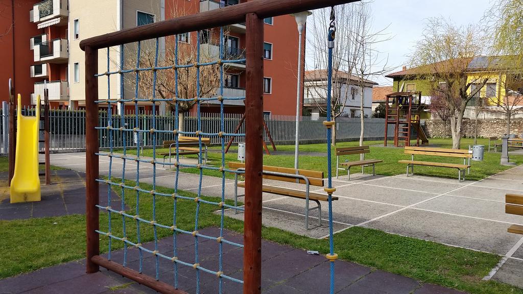 Апартаменты Bilocale Via Imola 4 Верона Экстерьер фото